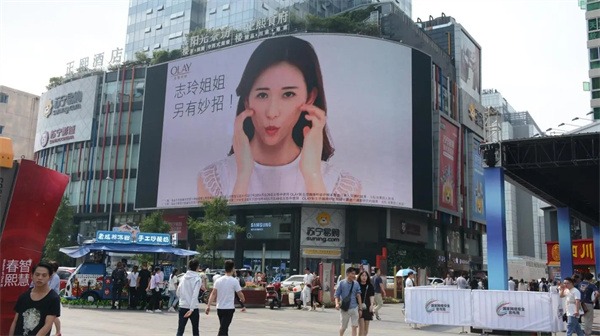 户外广告屏怎么测色差？——反差百科